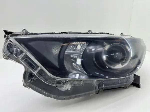 Toyota Yaris IV Vasen Ajovalolasi OEM RCD26590 image 3