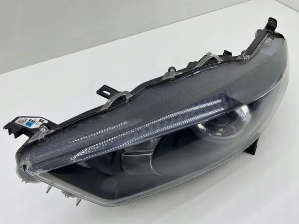 Toyota Yaris IV Vasen Ajovalolasi OEM RCD26590 image 5