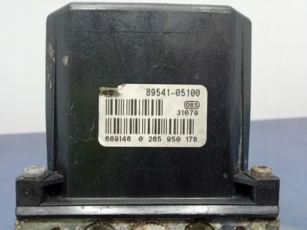 Pompe ABS OEM 44540-05050 pour Toyota Avensis II image 7
