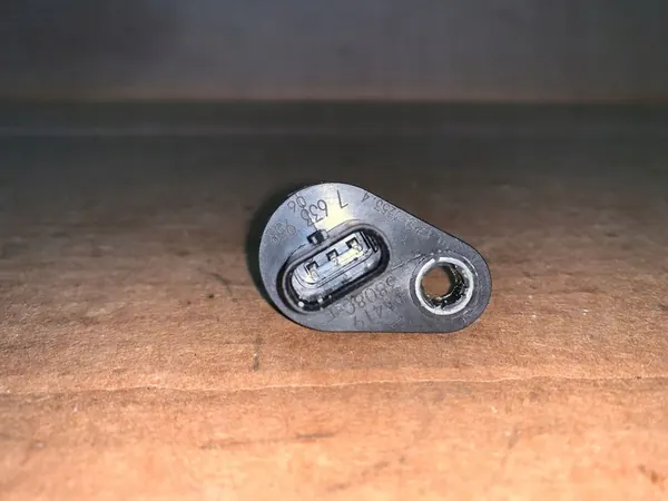 Sensor de posición del árbol de levas BMW X5 G05 2019 7633958 image 2