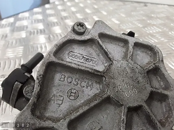 Pompe à vide de frein Volvo S60 2012 image 3