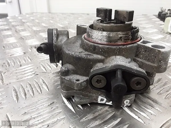 Pompe à vide de frein Volvo S60 2012 image 4