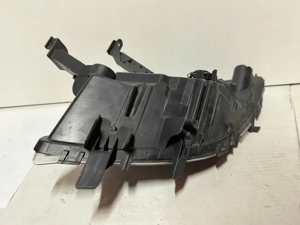 OPEL ASTRA IV J Indicador Esquerdo Halógeno Preto 13264641 image 6