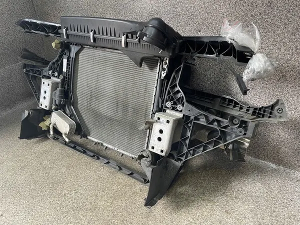 Frontbau mit Kühlern BMW X3 E83 2.0D N47 LCI image 9