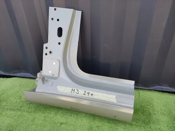 TESLA MODEL 3 LIFT 23- PANNEAU DE ROCKER GAUCHE AVANT image 4