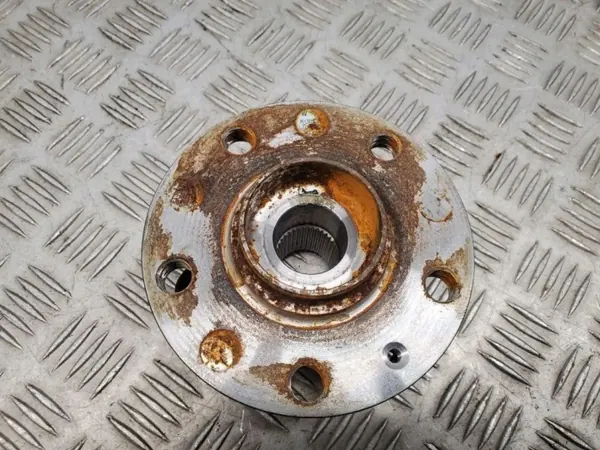 Rolamento roda dianteira esquerda OEM 5Q0107621F - Audi Q3 image 5