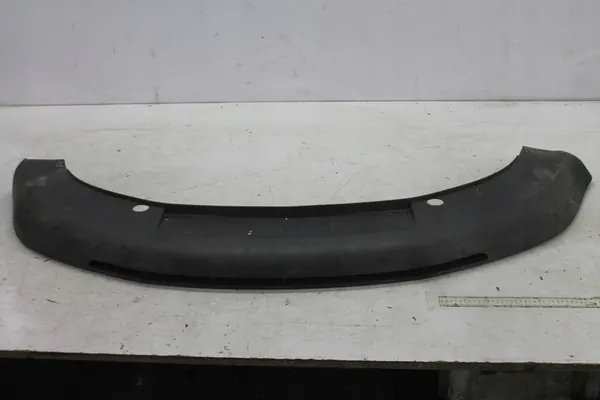 Cubierta inferior de parachoques Skoda Octavia II 04- image 4