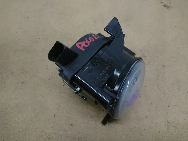 Volkswagen Polo III 3 6N0 Halógeno Direito image 6