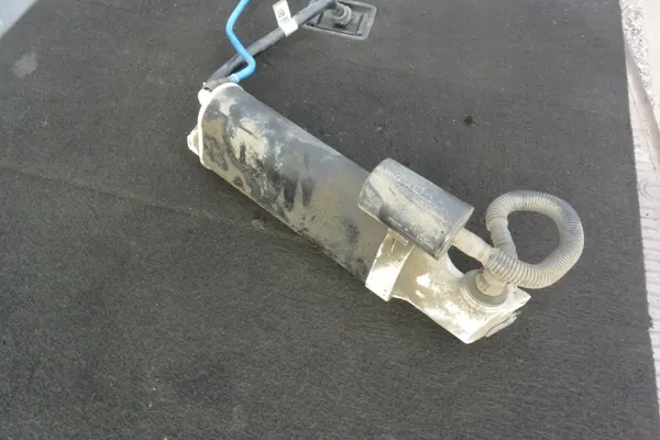 Filtre à carburant pour 3.0B V6 Quattroporte Ghibli image 7