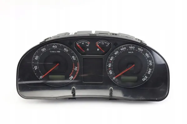 Tacho Skoda Superb I OEM 3U0920810C Gebraucht image 2