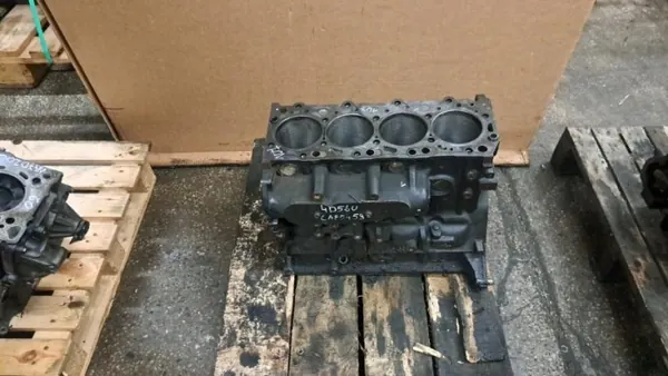 Moottorilohko Mitsubishi L200 2.5 DID IV OEM 4D56U image 2