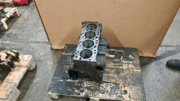 Moottorilohko Mitsubishi L200 2.5 DID IV OEM 4D56U image 3