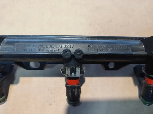 Rampe d'injection SEAT SKODA VW AUDI image 3