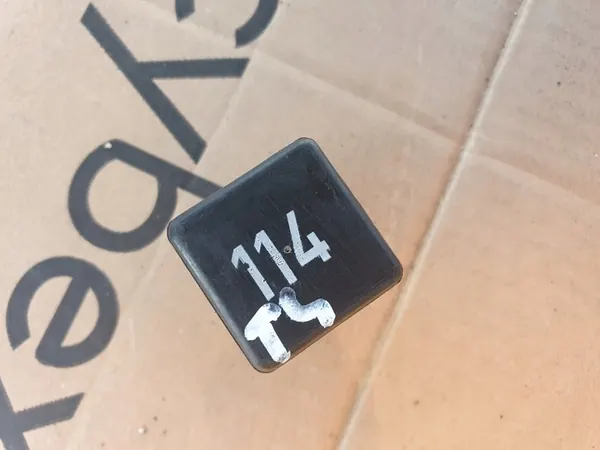 Relä 114 VAG 701959141A Vw Transporter T4 Caravelle image 2