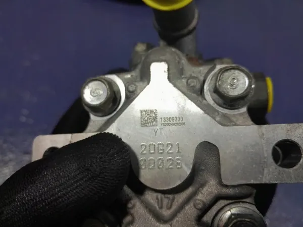 Begagnad Opel OE servostyrpump OEM 13309333 image 3