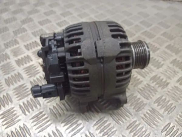 Vaihtovirtageneraattori 140A VW Audi Seat Skoda image 3