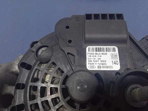 OPEL INSIGNIA B 2.0 CDTI Vaihtovirtageneraattori 39047352 image 5