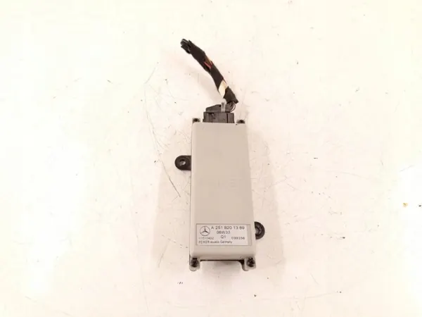 Amplificador Mercedes-Benz OEM 2518201389 - Usado image 2
