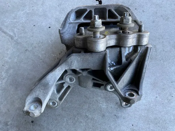 Ford Transit moottorin kiinnike OEM Pod22 2.0 TDCI MK8 image 5
