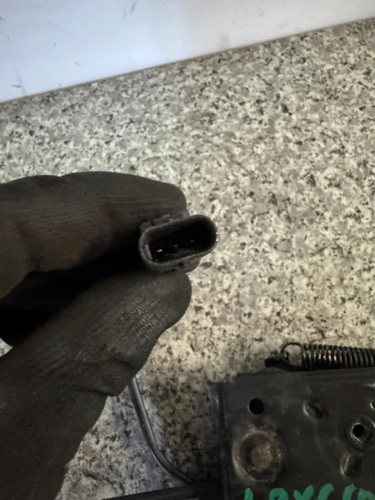 Linker Motorkapslot OEM ZAMEK MASKI LEWY VOLVO XC60 II 2017- image 5