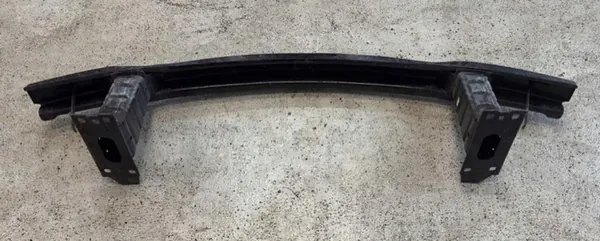 Etupuskuri vahvistus BMW 3-sarja E90 E91 2004-2008 image 8