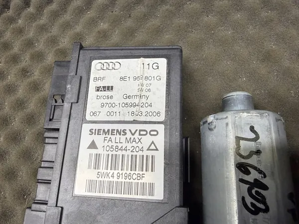 Vasemman etuikkunan moottori Audi image 4