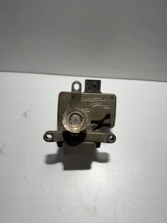 AdBlue-suutin OEM A0001403939 Mercedes-rekoille image 3