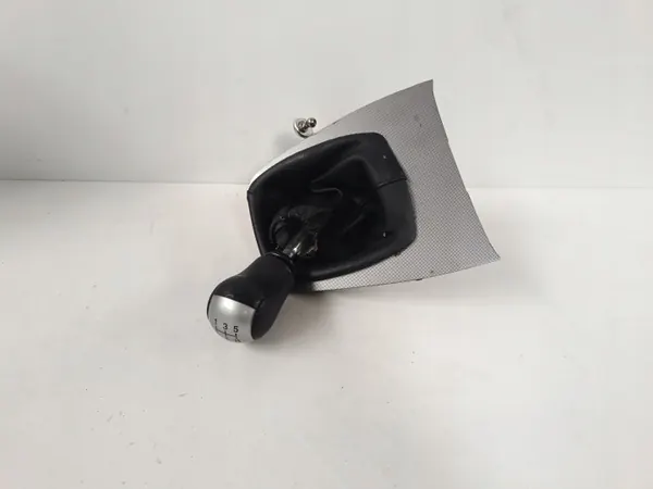 Ford OE Funda Palanca Cambios OEM 3M51-R045B79-CBW image 3