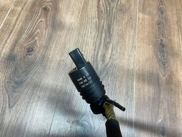 Tuyau de lave-glace Mercedes SL R129 image 7