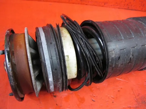 MERCEDES CL W216 W221 ABC Dämpare Vänster Bak A2213208713 image 4