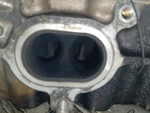 Vänster Cylinderhuvud OEM 948105121 Porsche Cayenne image 7