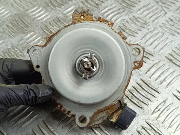 Pièce moteur Honda d'occasion OEM 2351001140 image 4