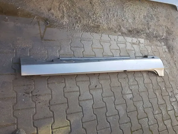 VOLVO V40 II 12-16 R-Design Garniture Droite 31395043 image 2