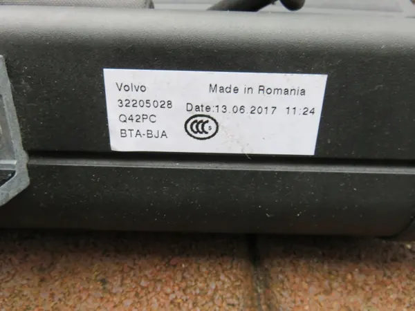 Volvo V90 2016-24 kofferbakrolgordijn OEM 345988 image 6