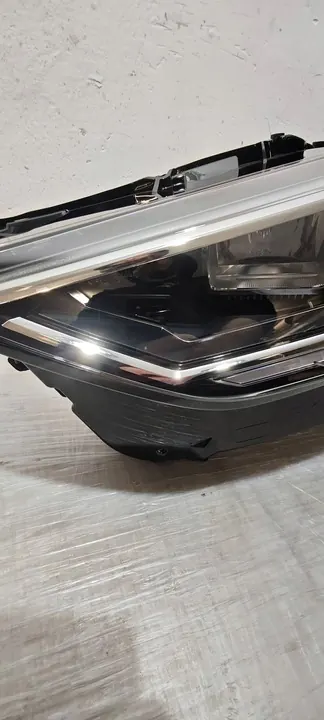 Faros delanteros izquierdo Audi Q3 II 83A Full LED OEM image 7
