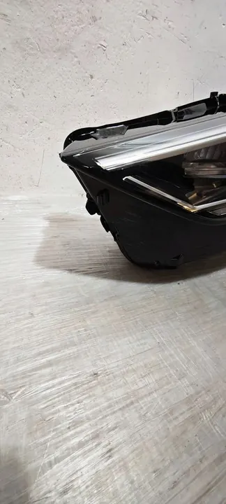 Faros delanteros izquierdo Audi Q3 II 83A Full LED OEM image 8