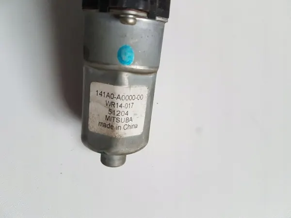Nissan OE Sitzmotor OEM 141A0A0000 - Gebraucht image 4