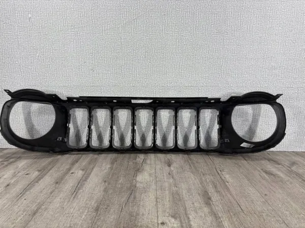 Jeep Renegade Lift framgrill OEM 52088680 image 8