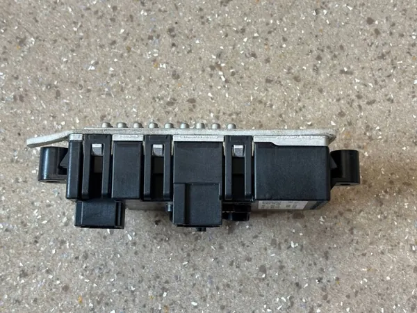 Mercedes S-Klasse W222 Ventilatorweerstand OEM A2229060301 image 10