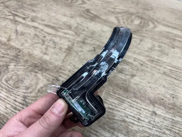 Indicador de Espelho Direito Renault Dacia 261603998R image 5