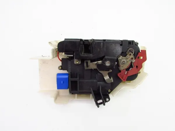 Porsche Cayenne 7L linke Vordertürschloss 3D1837015C image 3