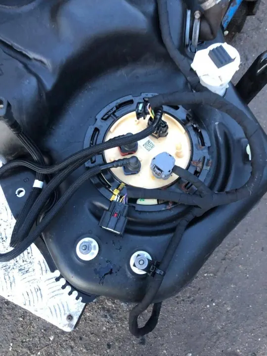 Polttoainesäiliö Ford OEM LX61-9P860-CC Kuga III:lle image 6
