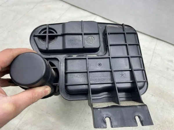 Aktivkohlefilter OEM 52030368AG für Chrysler Pacifica image 3