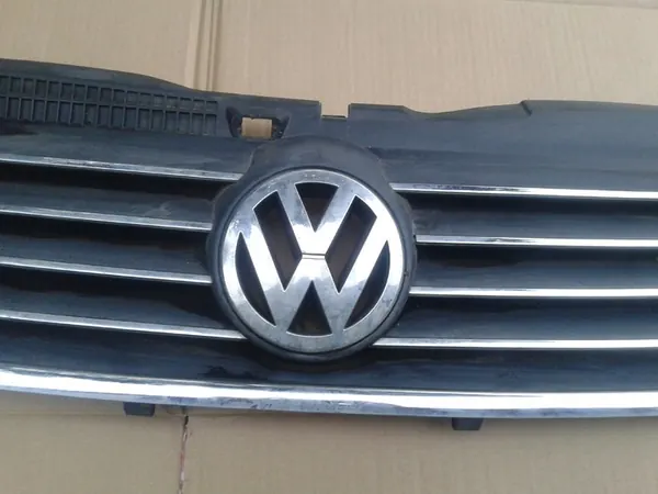 VW Passat B5 FL Grill 2000-2005 3B0853651L image 3