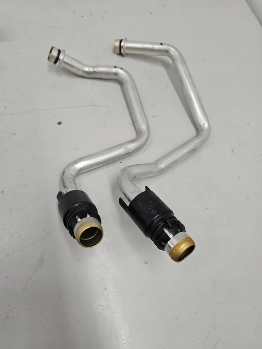 Mangueira de aquecimento Volkswagen PASSAT B8 ND8 image 1