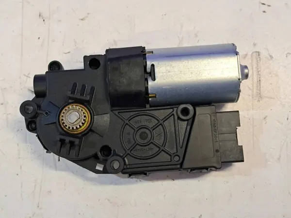 Schiebedachmotor OEM 10027987F für Jaguar XE 2017 image 3