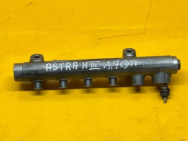 Injectierail Opel Astra H 1.7CDTI OEM 0445214049 image 3