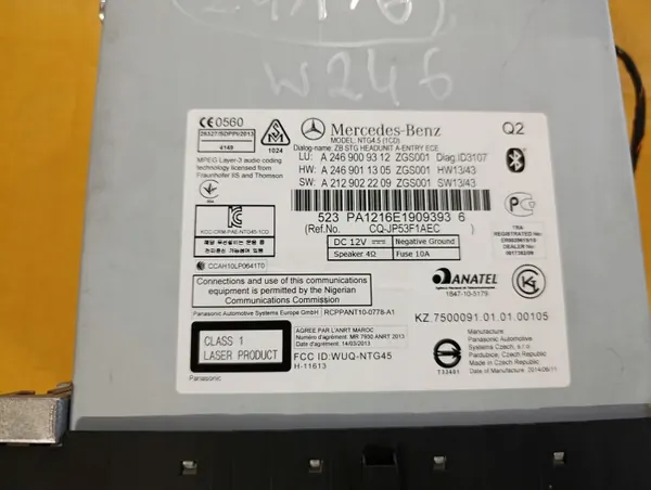 Mercedes W246 B-luokan radio OEM A2469009312 image 3