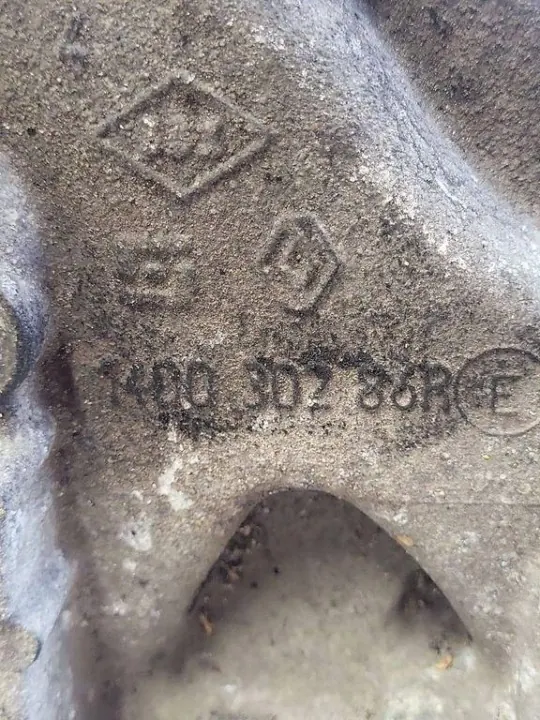 Imusarja OEM 140030286R Renault 1.6L Diesel image 5
