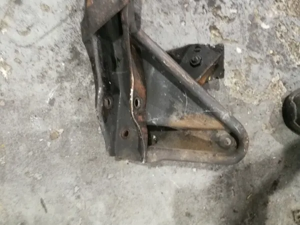 Viga suspensão dianteira OEM para BMW E21 (114) image 6